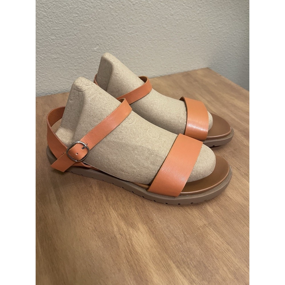 Me Too Fran Flat Summer Sandals‎ Orange Vacation Minimalist Packable Sz 7.5